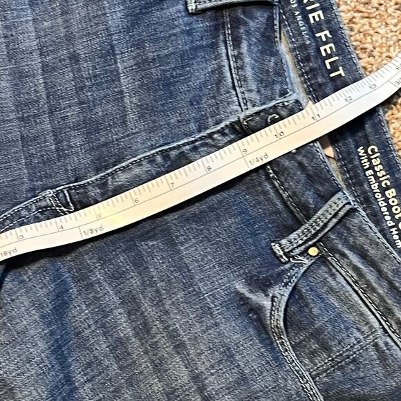Laurie Felt Classic Boot Cut Embroidered Hem Women's Jeans.  Size 12 - Picture 6 of 8